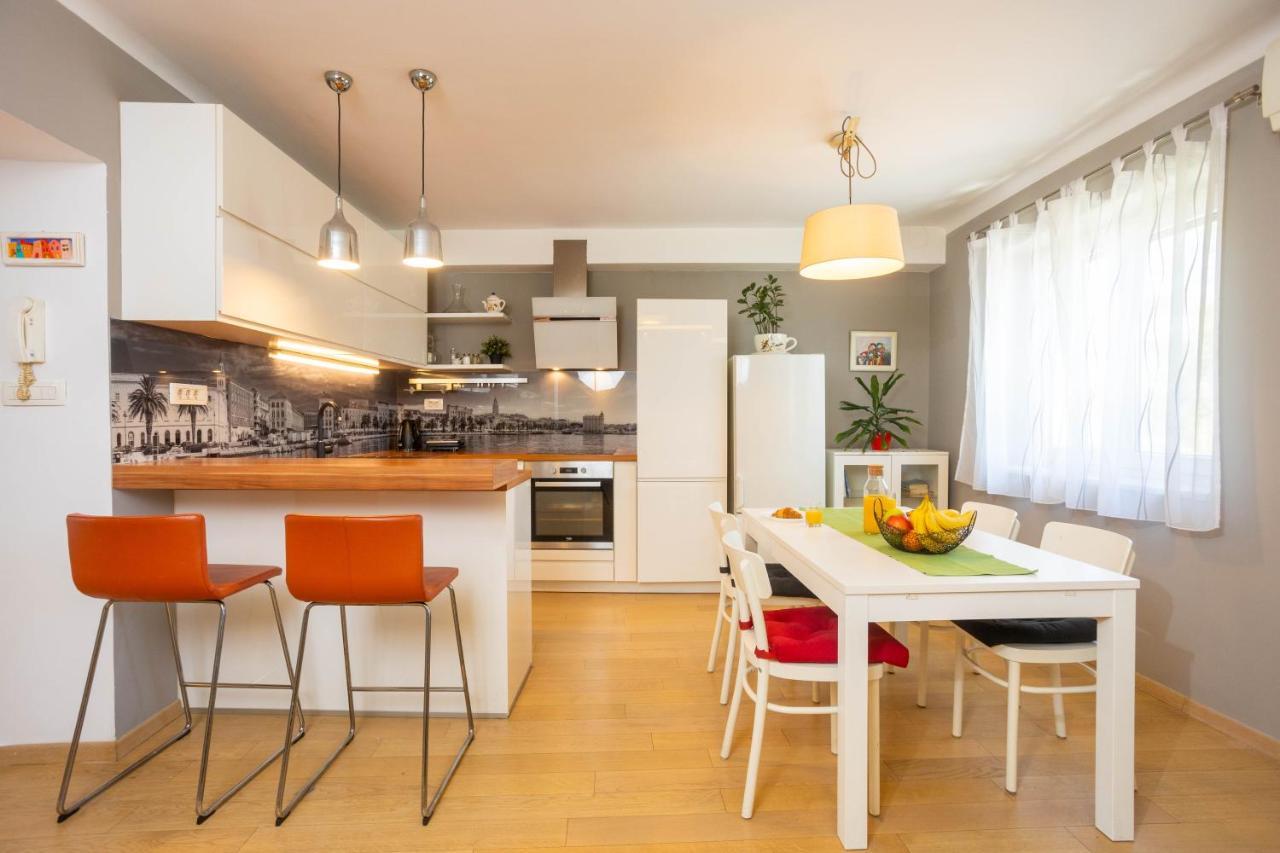 Apartment Aviani Split Exterior photo